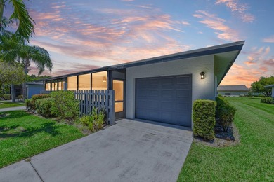 Experience modern luxury and a resort-style lifestyle in this - photo 1