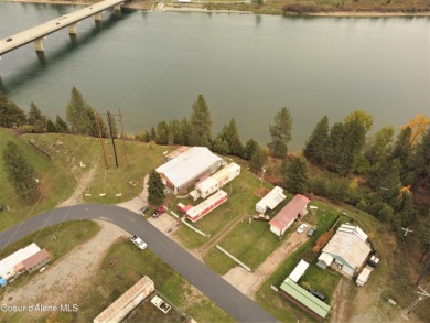 Lake Acreage For Sale in Oldtown, Idaho