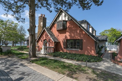 A True Waterfront Unicorn in Toms River! Discover over 2.5 acres - photo 16