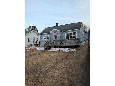 Nice little home in Littlefork with spacious garage/shop in the - photo 24