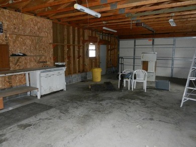 Nice little home in Littlefork with spacious garage/shop in the - photo 29
