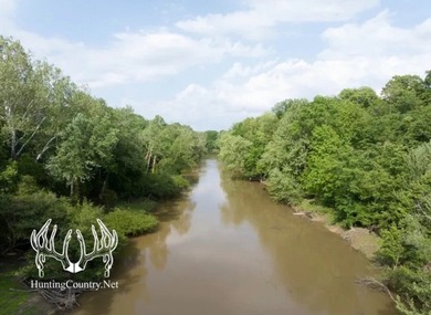 This Southeastern Oklahoma Ranch on the Little River offers a - photo 2