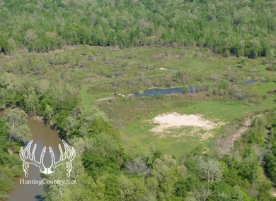 This Southeastern Oklahoma Ranch on the Little River offers a - photo 7