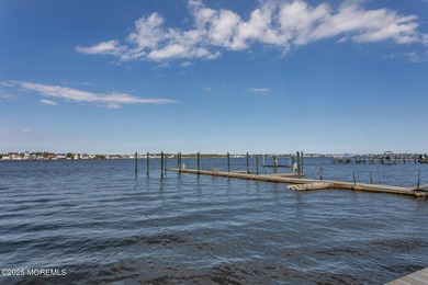 A True Waterfront Unicorn in Toms River! Discover over 2.5 acres - photo 42