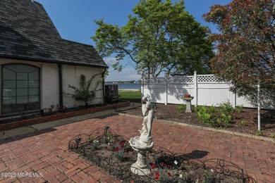A True Waterfront Unicorn in Toms River! Discover over 2.5 acres - photo 44