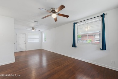 Experience refined living in this meticulously maintained - photo 5