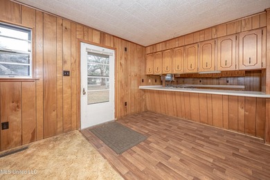 Coastal living meets DOWNTOWN CONVENIENCE IN THE HEART OF OCEAN - photo 7