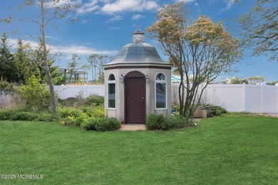 A True Waterfront Unicorn in Toms River! Discover over 2.5 acres - photo 52