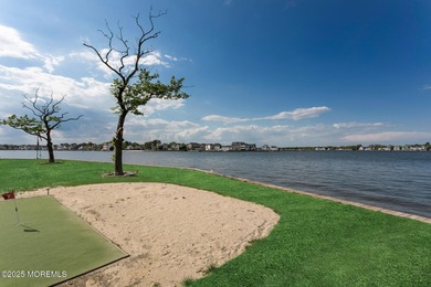 A True Waterfront Unicorn in Toms River! Discover over 2.5 acres - photo 56