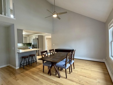 Beautifully remodeled Mackinaw City home just a short walk to - photo 9