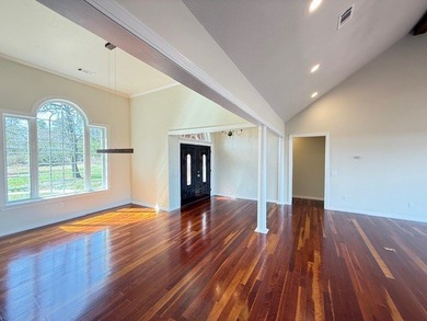 Discover a rare blend of superior craftsmanship, privacy, and - photo 7