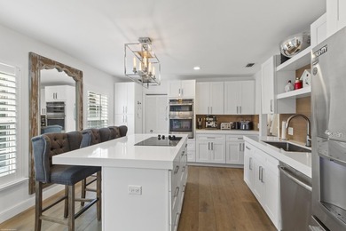 Fully upgraded 4BR/3.5BA pool home within prestigious Palm Beach - photo 7