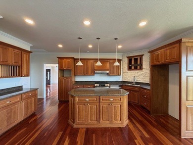 Discover a rare blend of superior craftsmanship, privacy, and - photo 10