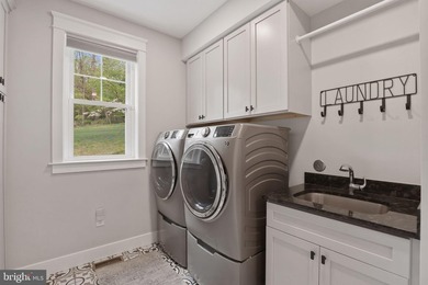 Set on almost 3 breathtaking acres in highly desirable - photo 18