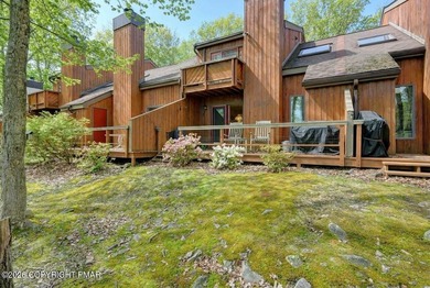 ***LAKEFRONT***AND SLEEPING LOFT. Nestled in the serene and - photo 7