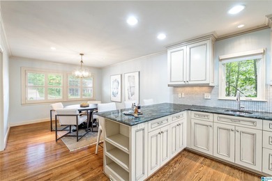 Welcome to this beautifully maintained 5-bedroom, 3-bath brick - photo 15