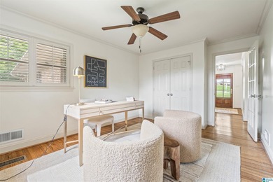 Welcome to this beautifully maintained 5-bedroom, 3-bath brick - photo 25