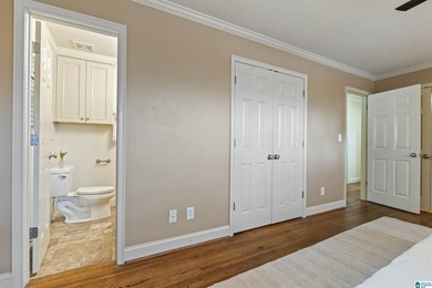 Welcome to this beautifully maintained 5-bedroom, 3-bath brick - photo 28
