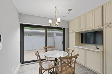 Welcome to this stunning three-bedroom, two-and-a-half-bath - photo 8