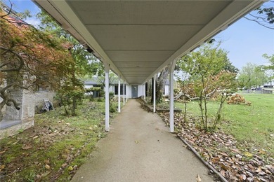 Priced substantially below appraisal!! Extraordinary investment - photo 33