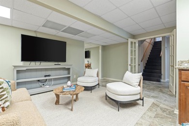 Welcome to this beautifully maintained 5-bedroom, 3-bath brick - photo 38
