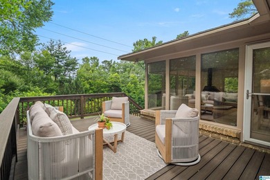 Welcome to this beautifully maintained 5-bedroom, 3-bath brick - photo 45