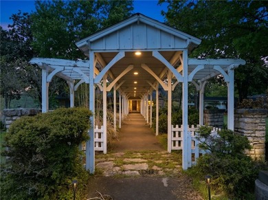 Priced substantially below appraisal!! Extraordinary investment - photo 46