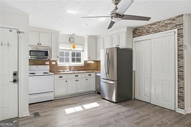 *$10,000 Price improvement!* **One of the best values in the - photo 4