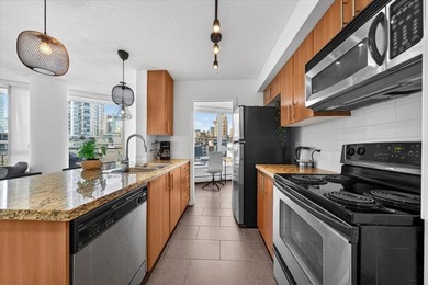 Welcome to Firenze in the heart of Downtown VW! This bright & - photo 3