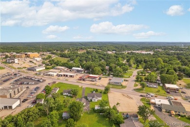 Prime Commercial Property in Camdenton! This versatile property - photo 11