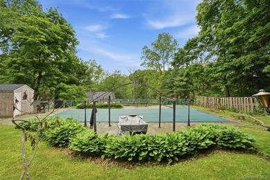 Welcome to this wonderful home, where comfort, elegance, and - photo 12
