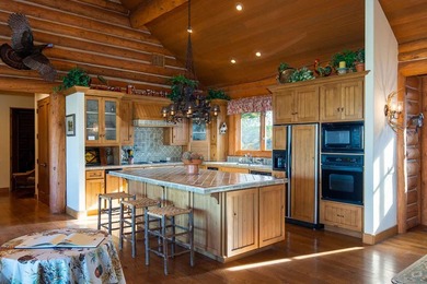 North Renegade Ranch features 464+/- deeded acres and over a - photo 12
