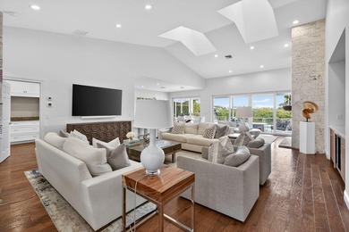 Comprehensively upgraded waterfront 3BR/3BA residence, each - photo 13
