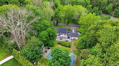 Welcome to this wonderful home, where comfort, elegance, and - photo 14