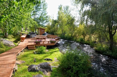 North Renegade Ranch features 464+/- deeded acres and over a - photo 22
