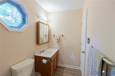 Adorable Ranch home on a nice size lot in Beautiful Lake Land - photo 24