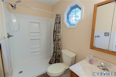 Adorable Ranch home on a nice size lot in Beautiful Lake Land - photo 25