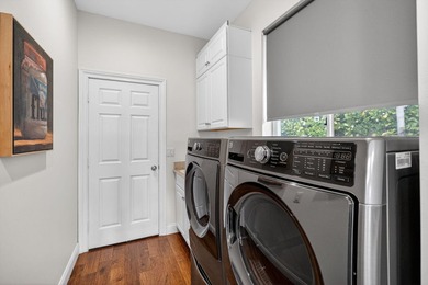 Comprehensively upgraded waterfront 3BR/3BA residence, each - photo 26