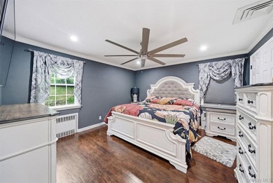 Welcome to this wonderful home, where comfort, elegance, and - photo 30