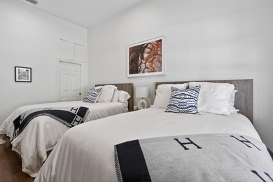 Comprehensively upgraded waterfront 3BR/3BA residence, each - photo 44