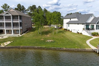 Discover the perfect setting for your dream home with this - photo 2