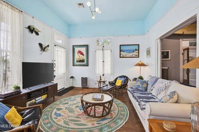 Beautifully restored historic cottage on one of the quietest - photo 7