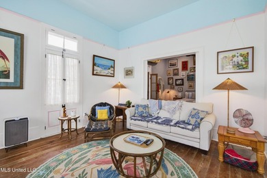 Beautifully restored historic cottage on one of the quietest - photo 9
