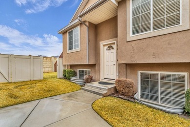 Lake Townhome/Townhouse For Sale in Spanish Fork, Utah