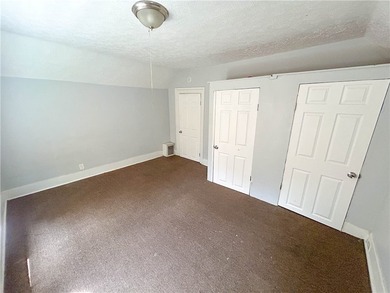 This spacious 4-bedroom, 1.5-bath Colonial in the City of - photo 16