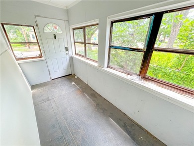This spacious 4-bedroom, 1.5-bath Colonial in the City of - photo 18