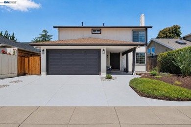 This beautiful, bright, renovated 4 bedroom 3 bath modern home - photo 1