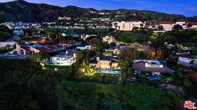 Set within the prestigious enclave of Malibu Country Estates - photo 31