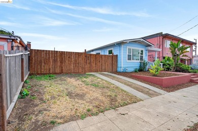 Charming and thoughtfully updated 2-bedroom, 1-bath home - photo 3