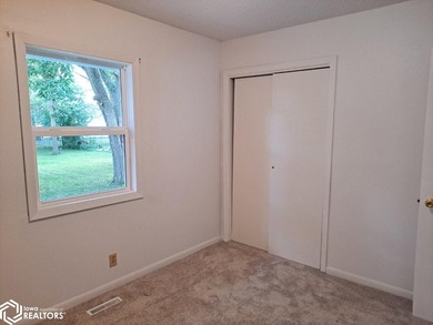 Come check out this fully remodeled duplex in Clear Lake! Both - photo 7